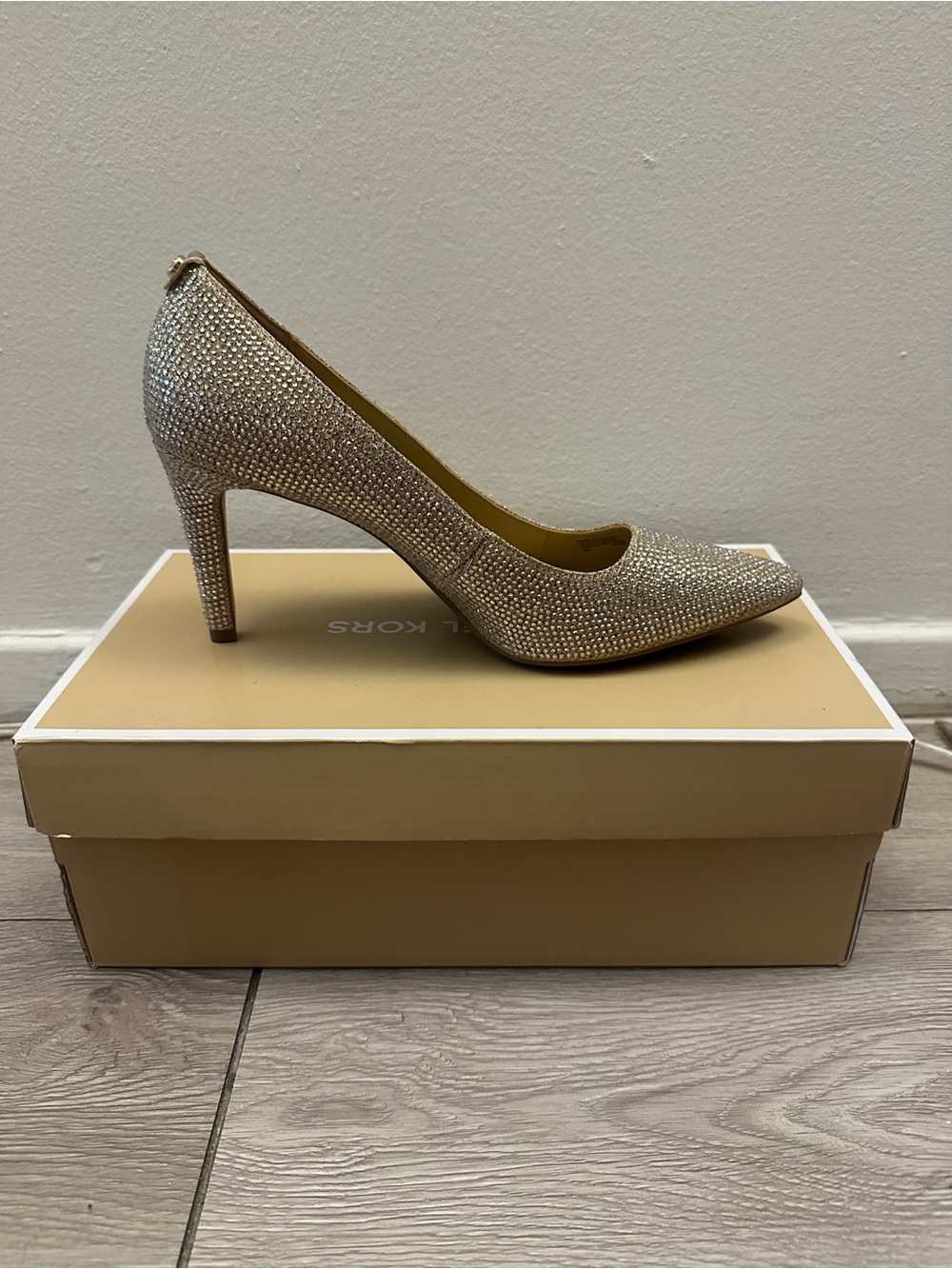 Michael Kors pumps